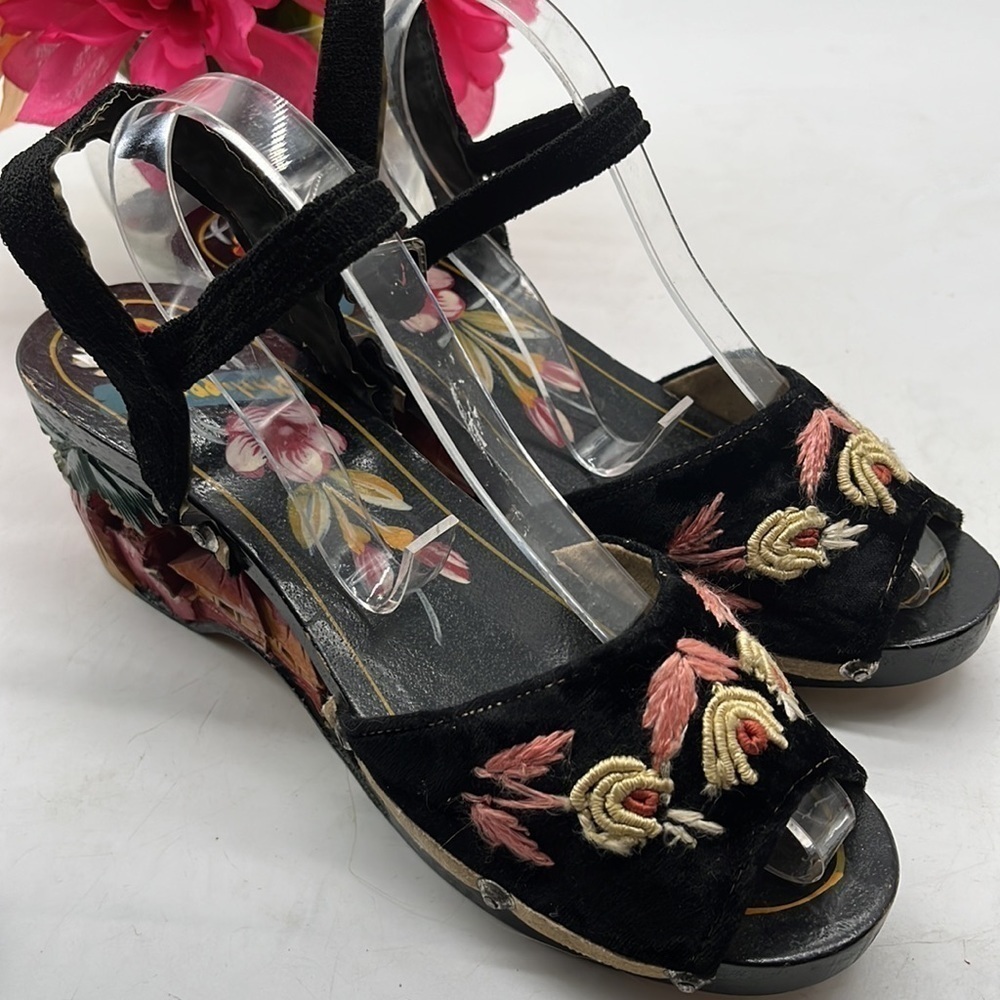 Vintage Black Embroidered Wedge Sandals with Floral Detail From The Philippines